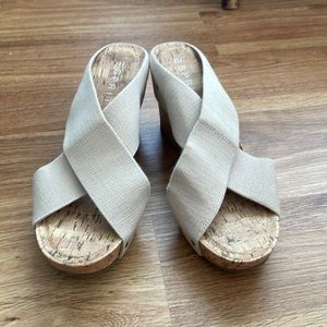 E spirit wedges, nude, only worn once
